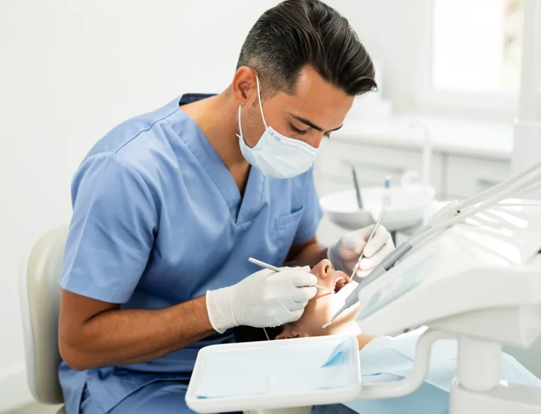 Dentista servicio en Moratalaz